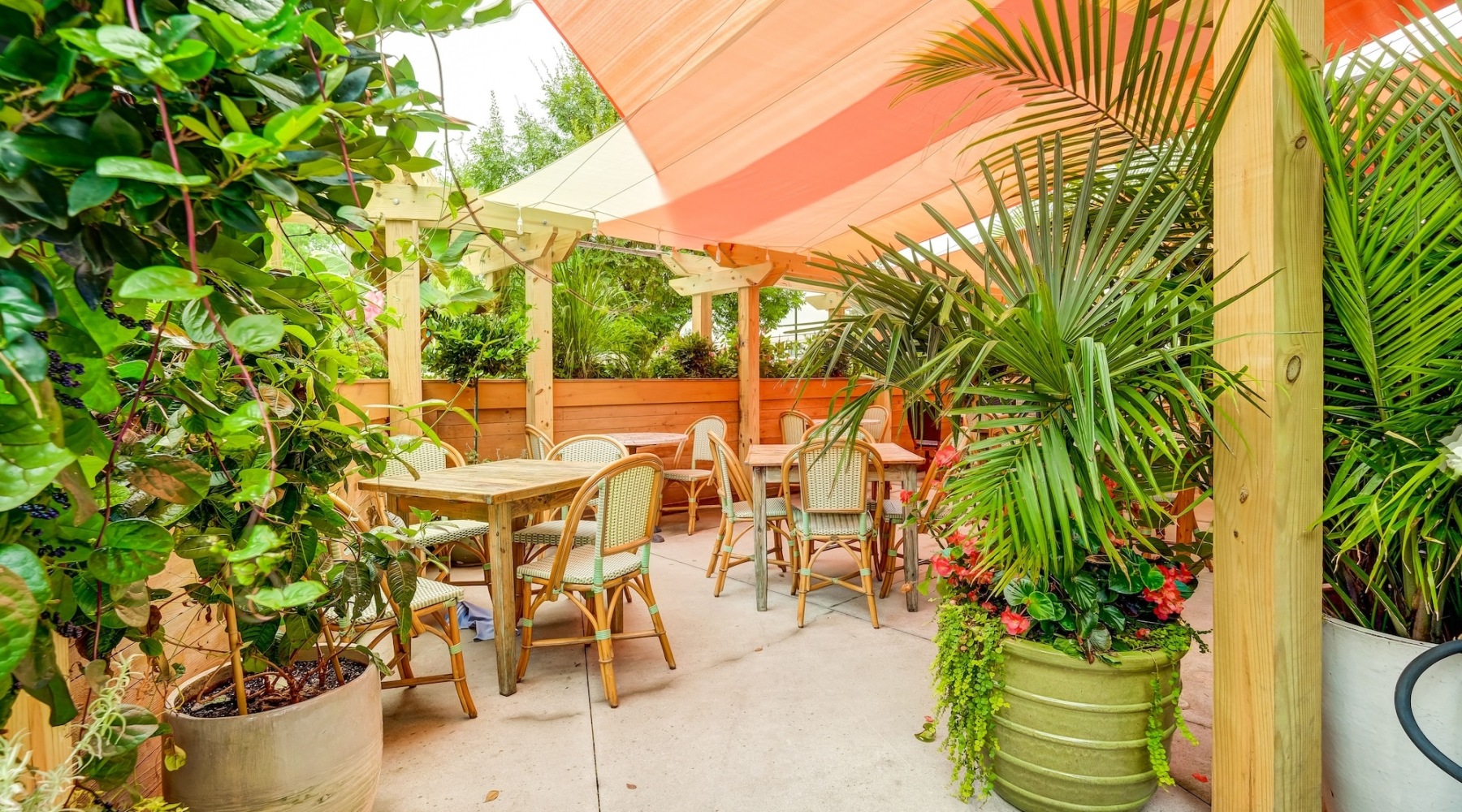 outside area with seating and greenery